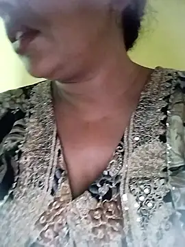 Snapshot of Monika_Telugu_Girl chatting on 12/03/25, 08:23 Monika Telugu Girl online show from 12/03/25, 08:23