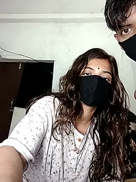 Snapshot of hiddennisha chatting on 10/25/25, 08:00 hiddennisha online show from 10/25/25, 08:00