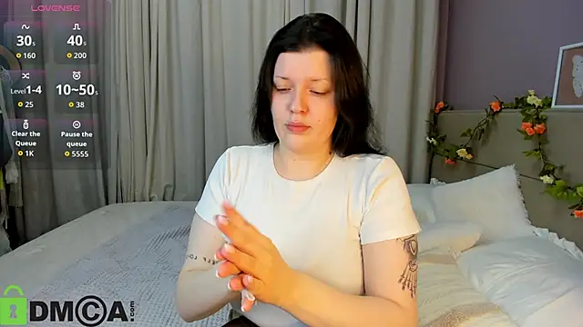 Michele Greenn online show from 09/27/25, 12:04