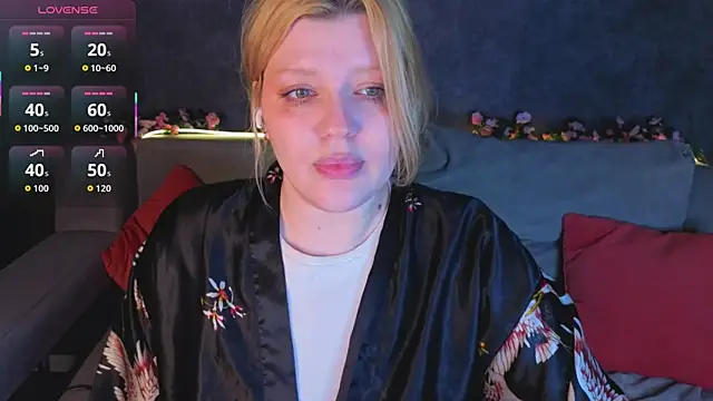 Michele Greenn online show from 05/18/26, 04:07