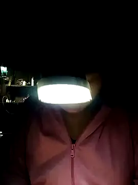 Snapshot of cicnci chatting on 09/25/25, 08:23 cicnci online show from 09/25/25, 08:23