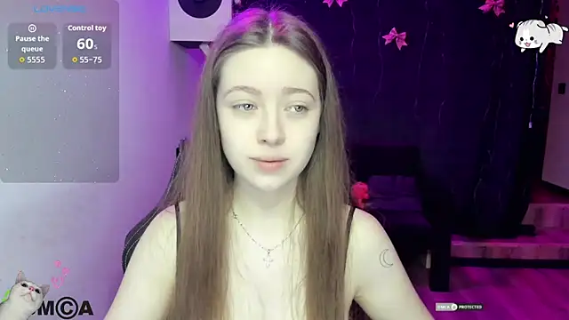 Snapshot of AmourLily chatting on 12/20/25, 08:38 AmourLily online show from 12/20/25, 08:38