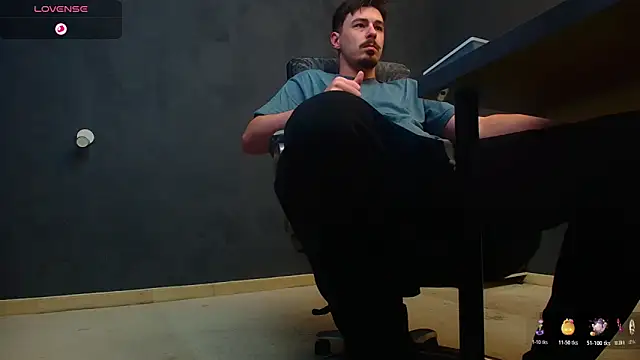 EnzoRace online show from 10/28/25, 05:44