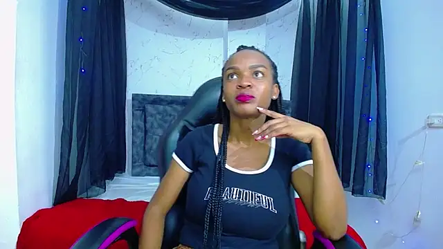 Snapshot of mia__thomson_ chatting on 11/23/25, 01:22 mia thomson online show from 11/23/25, 01:22