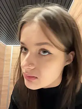 KittyQueeny online show from 09/29/25, 02:11