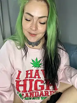 ninabobina666 online show from 09/23/25, 11:13