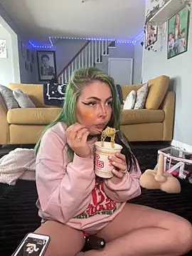 ninabobina666 online show from 09/30/25, 04:01