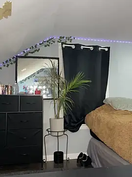 ninabobina666 online show from 10/15/25, 10:54