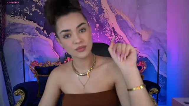 EricaSin online show from 11/24/25, 07:19