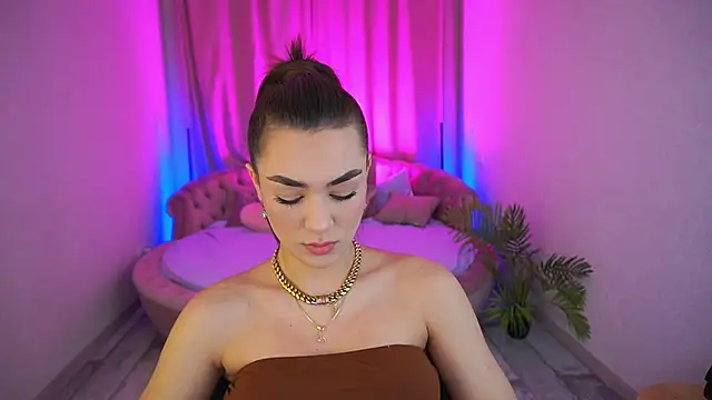 EricaSin online show from 11/28/25, 07:33