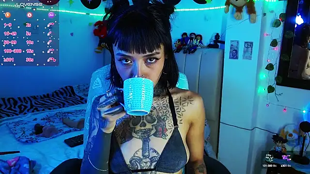 marchelinne online show from 09/11/25, 03:17