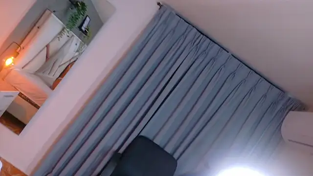 SamaGrey   online show from 10/19/25, 12:06