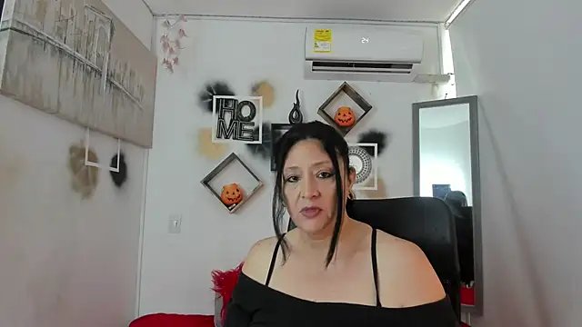 tatiana sofiaa online show from 10/21/25, 01:23