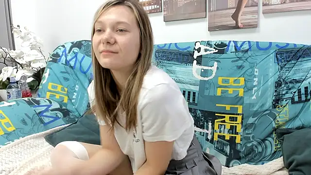 Sunny Sammy online show from 09/24/25, 01:20