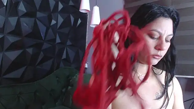 helenasaenz online show from 12/01/25, 12:32