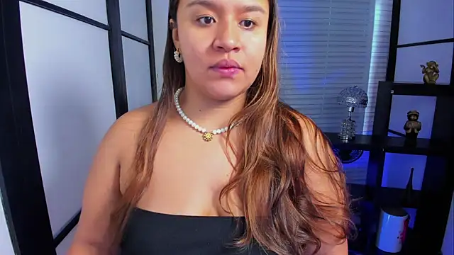 ElaBourn  online show from 09/28/25, 01:16