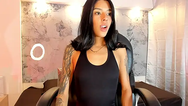 Snapshot of julietha03 chatting on 07/24/26, 11:14 julietha03 online show from 07/24/26, 11:14
