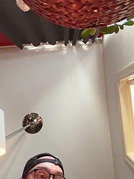 Snapshot of sinBud452 chatting on 10/03/25, 10:12 sinBud452 online show from 10/03/25, 10:12