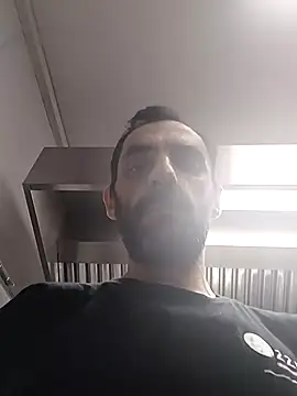 hotmen83 online show from 10/25/25, 06:13