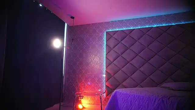 grayce blossoms 24 online show from 10/08/25, 08:39