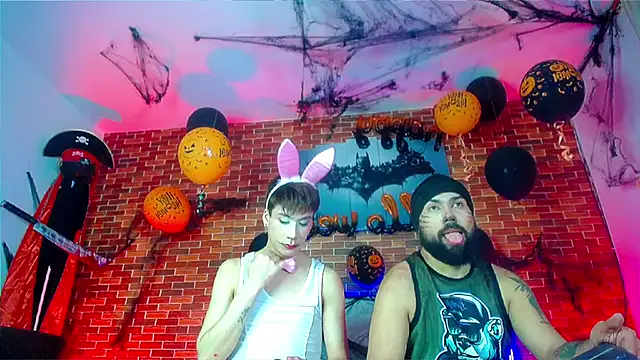 Snapshot of Michael_twink_ chatting on 10/25/25, 11:43 Michael twink online show from 10/25/25, 11:43