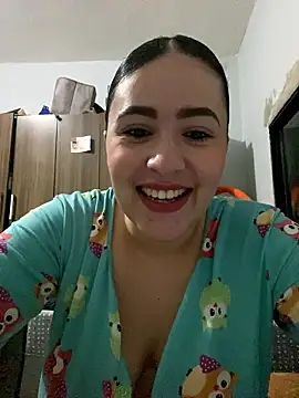 Snapshot of IvettSt_ chatting on 01/06/26, 04:27 IvettSt online show from 01/06/26, 04:27
