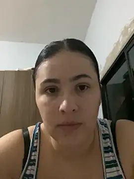 Snapshot of IvettSt_ chatting on 01/16/26, 04:05 IvettSt online show from 01/16/26, 04:05
