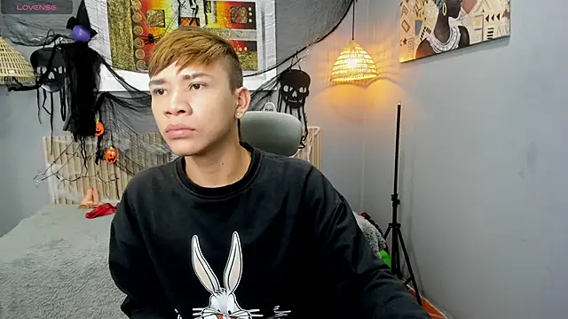 nathanclay online show from 10/21/25, 05:19