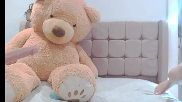 HotAss Hally online show from 04/26/26, 04:54