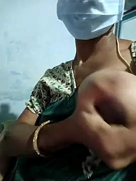 Snapshot of TeluguhotRani chatting on 10/06/25, 04:37 TeluguhotRani online show from 10/06/25, 04:37