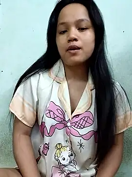 Snapshot of BabySweet-18 chatting on 06/13/26, 07:28 BabySweet-18 online show from 06/13/26, 07:28