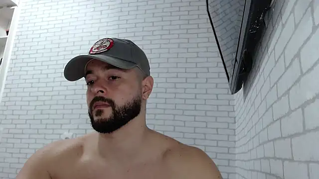 BombeiroHotx online show from 09/30/25, 08:03