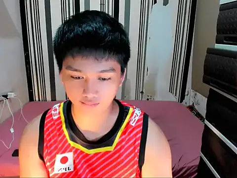 Snapshot of Mister_officer69 chatting on 03/26/26, 12:39 Mister officer69 online show from 03/26/26, 12:39