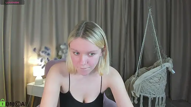 Casey Miller online show from 10/17/25, 04:42