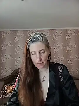CandiCole online show from 05/20/26, 05:24