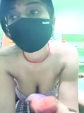 Snapshot of NEHA-DESHI999 chatting on 10/22/25, 11:32 NEHA-DESHI999 online show from 10/22/25, 11:32