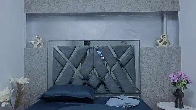  DantFox  online show from 12/05/25, 08:12