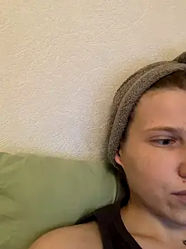 Leya F online show from 09/18/25, 06:54