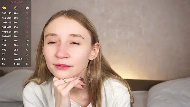 BeatrixHiett online show from 09/21/25, 04:25