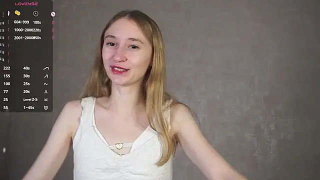 BeatrixHiett online show from 09/26/25, 03:43