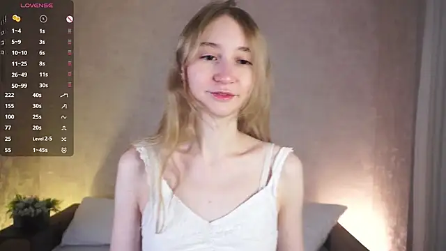 BeatrixHiett online show from 10/01/25, 04:07