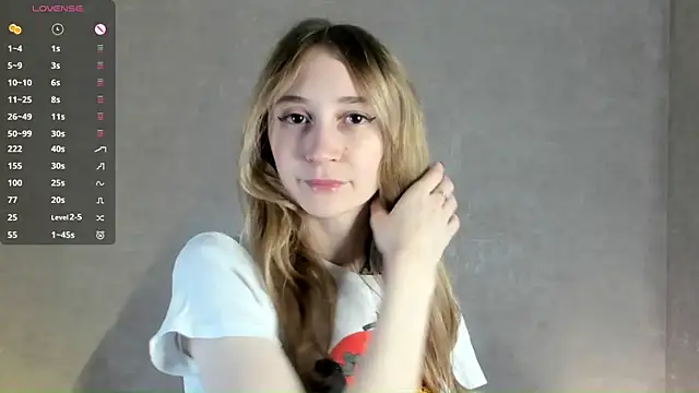 BeatrixHiett online show from 10/07/25, 03:36