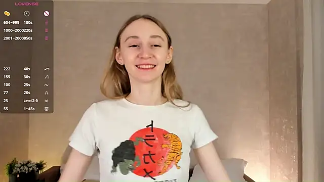 BeatrixHiett online show from 10/18/25, 02:47