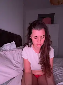 Snapshot of AlitaNova chatting on 09/27/25, 10:53 AlitaNova online show from 09/27/25, 10:53