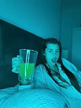 Snapshot of AlitaNova chatting on 11/02/25, 08:55 AlitaNova online show from 11/02/25, 08:55