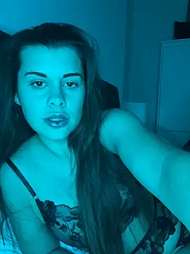 Snapshot of AlitaNova chatting on 11/06/25, 09:26 AlitaNova online show from 11/06/25, 09:26