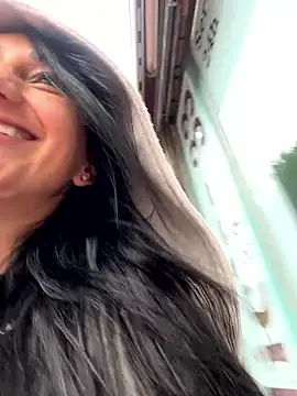 Snapshot of Ninabigtitied chatting on 09/28/25, 08:42 Ninabigtitied online show from 09/28/25, 08:42