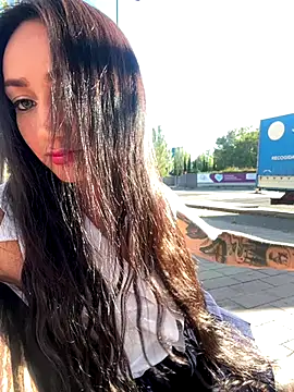 Snapshot of Ninabigtitied chatting on 10/12/25, 08:24 Ninabigtitied online show from 10/12/25, 08:24