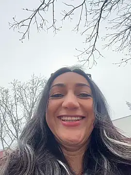 Snapshot of Ninabigtitied chatting on 11/08/25, 09:42 Ninabigtitied online show from 11/08/25, 09:42