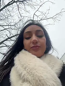 Snapshot of Ninabigtitied chatting on 11/10/25, 09:41 Ninabigtitied online show from 11/10/25, 09:41